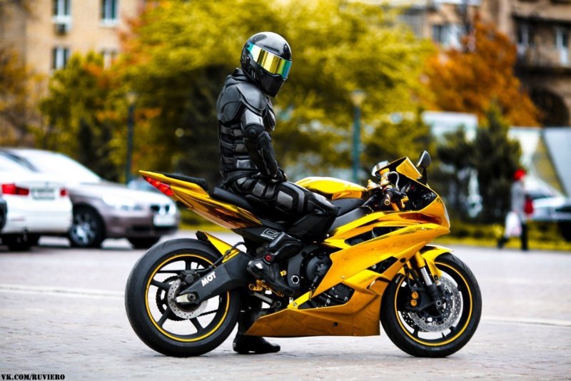 Yamaha r6 Золотая