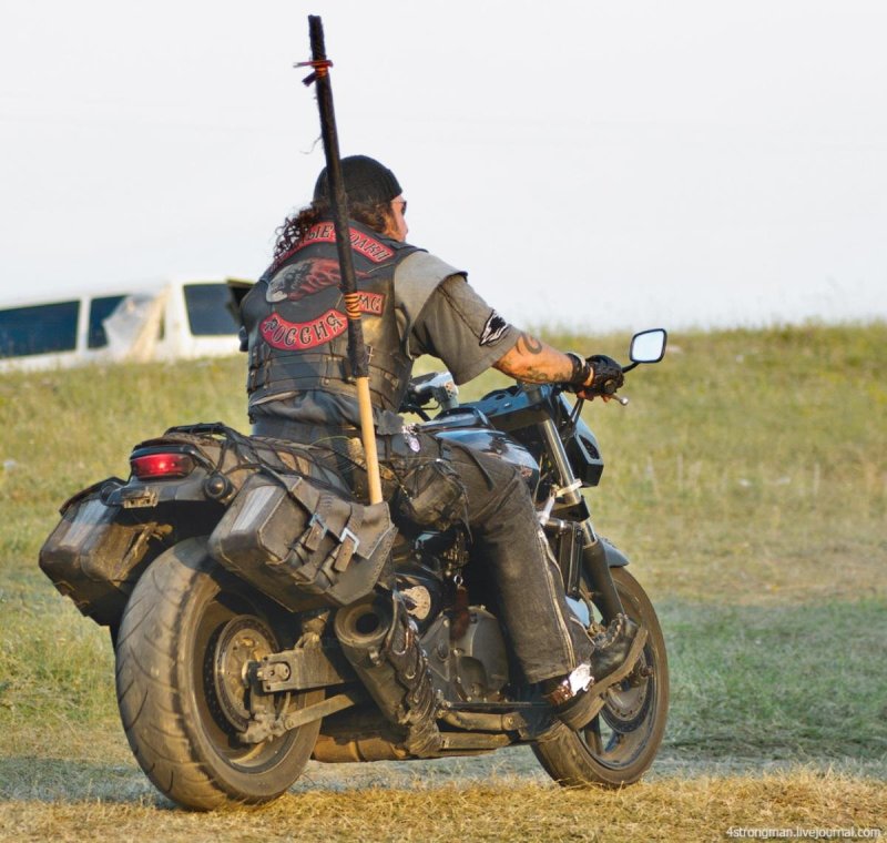 Ночные волки байкеры мотоцикл