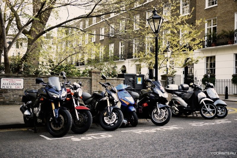 Много мотоциклов