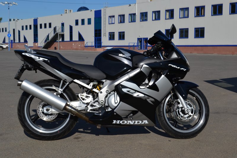 Honda CBR 600 f4
