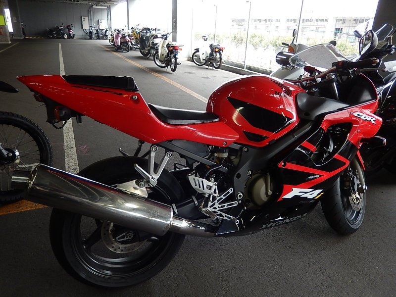 Honda 600 f4i