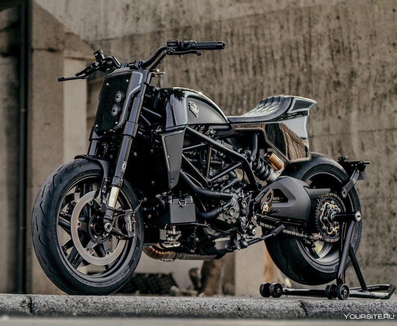 Стрит-трекер Ducati