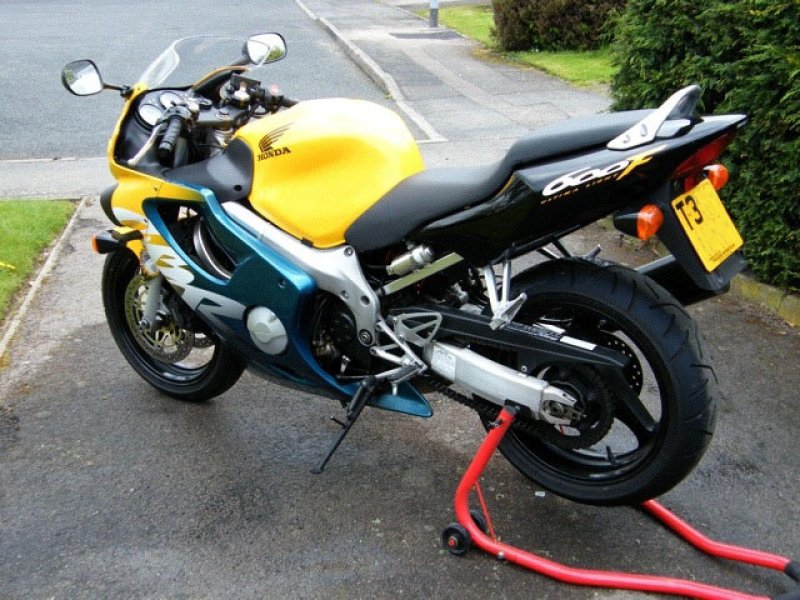 Honda CBR 600f 1999