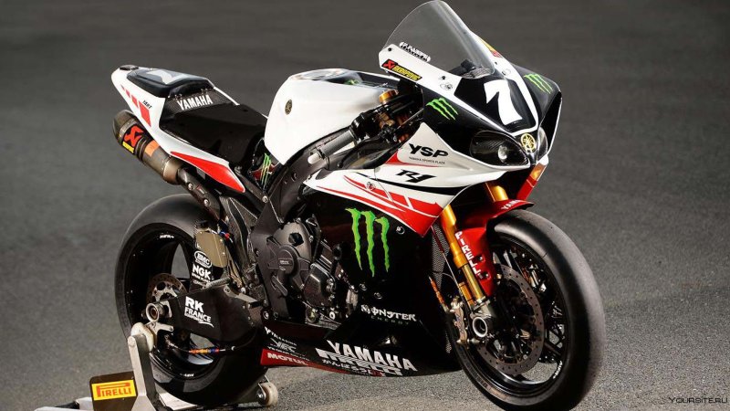 Гоночный мотоцикл Yamaha r1