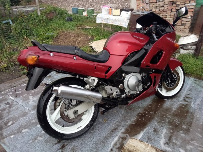 Хвост рамы Kawasaki ZZR 400