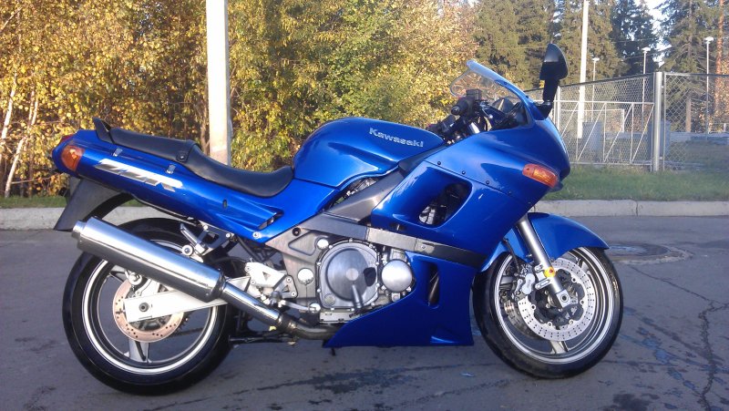 Kawasaki ZZR 400