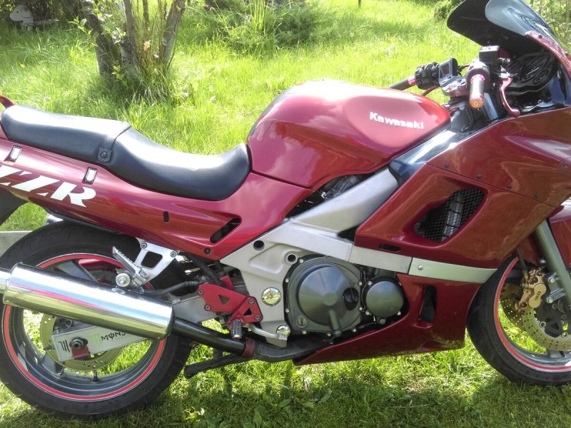 Kawasaki ZZR 400
