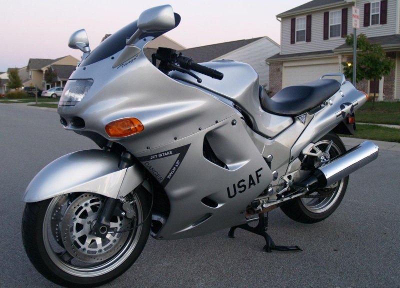 ZZR 1100 1 Kawasaki