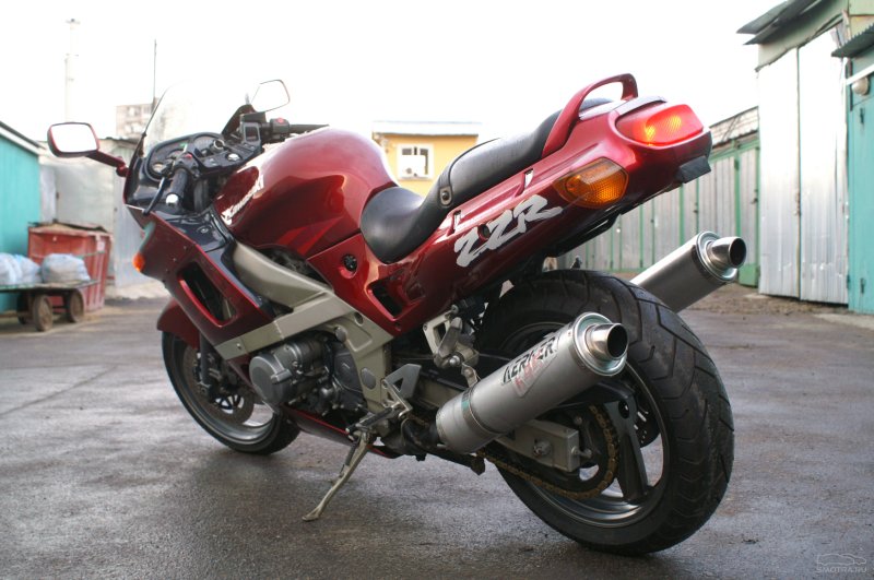 Kawasaki ZZR 400