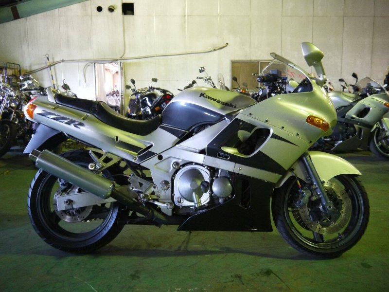 Kawasaki ZZR 400 золотой