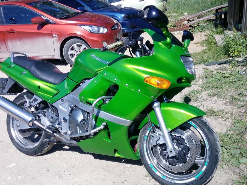 Kawasaki ZZR 400 2
