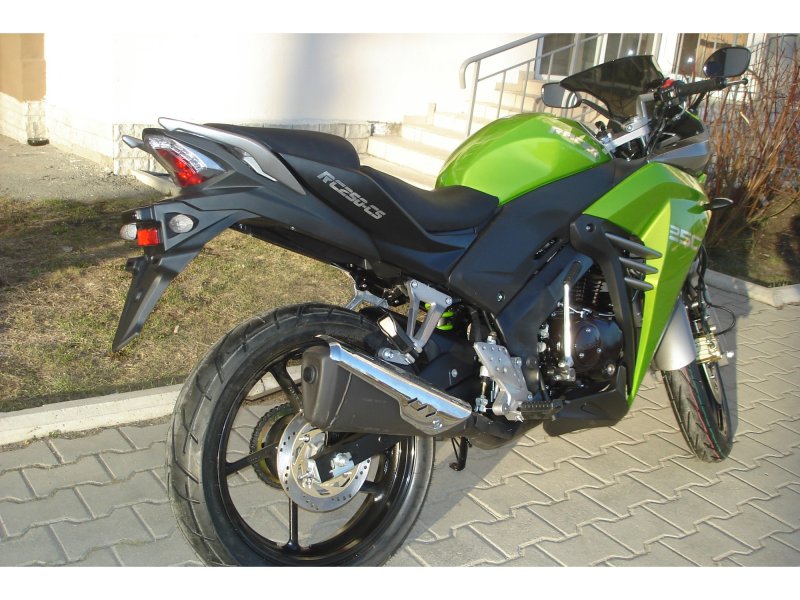 Racer SKYWAY rc250cs