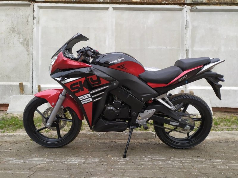 Racer SKYWAY rc300cs