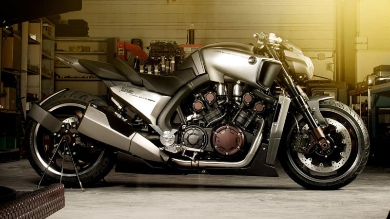Yamaha v-Max 2020