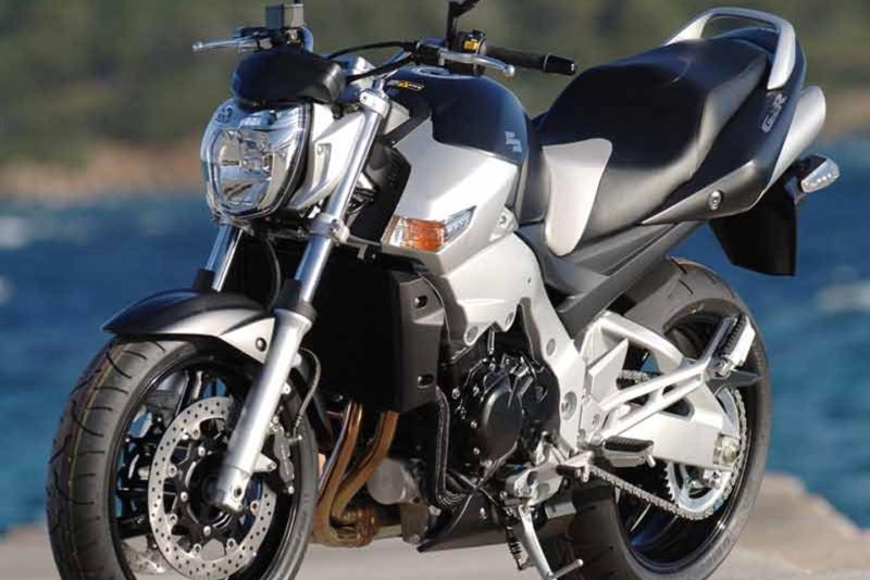 Мотоцикл Suzuki GSR 600