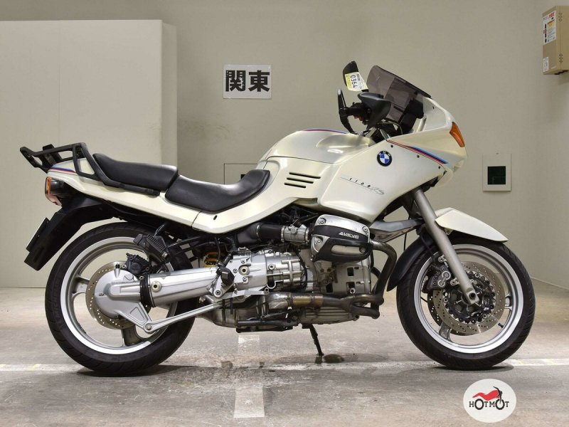 BMW r1100rs Black