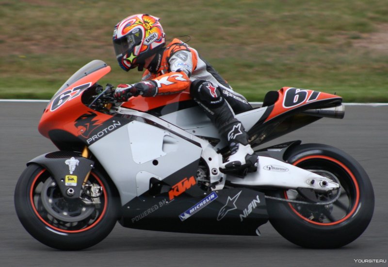 Гоночные мотоциклы Honda 2000