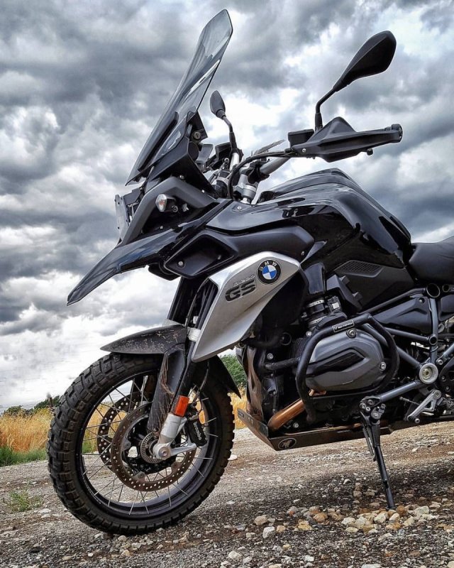 Мотоцикл БМВ r1200gs