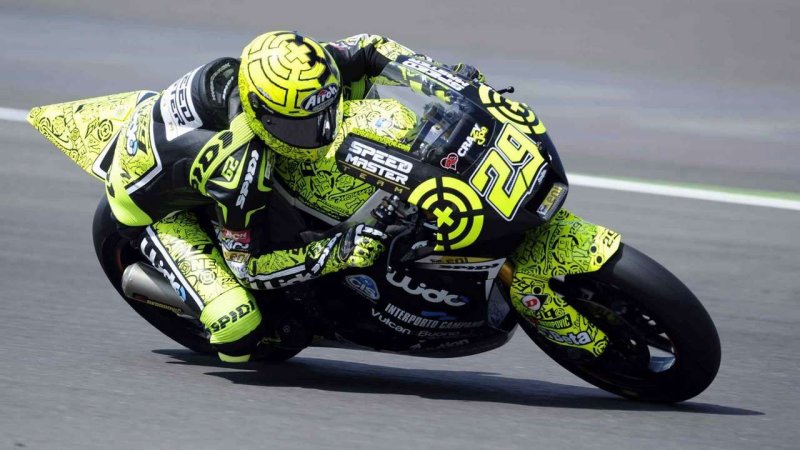 Красивые гоночные мотоциклы