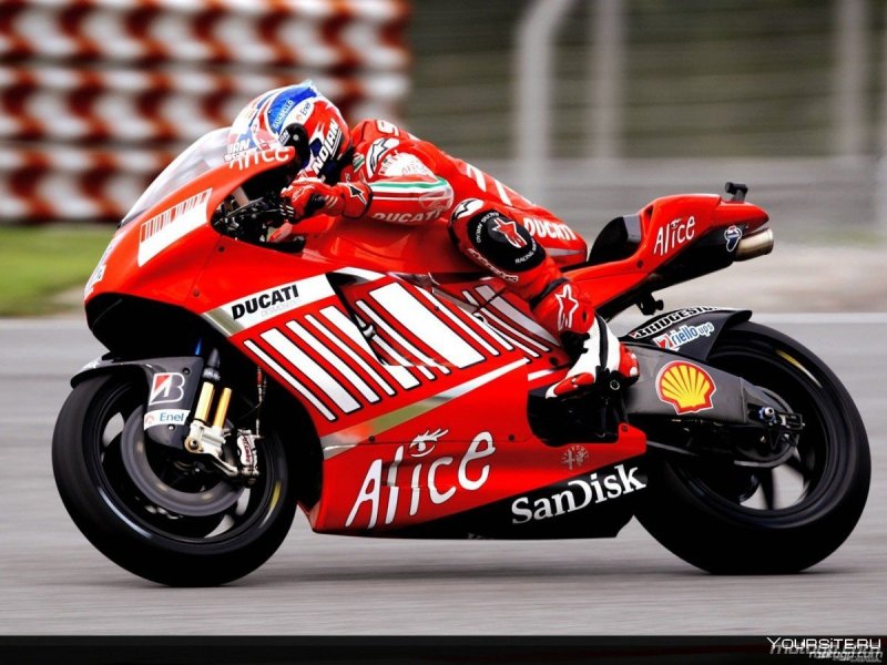 Шоссейный мотоцикл