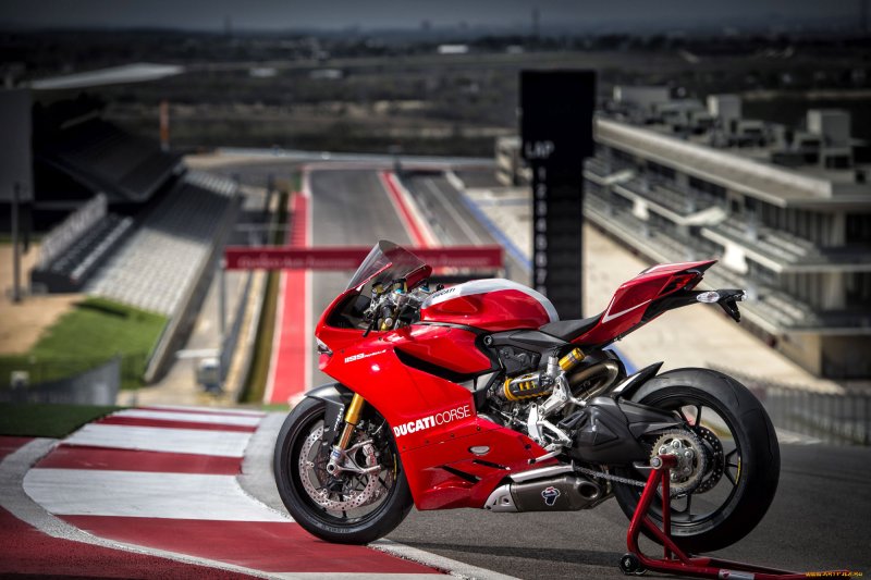 Дукати 1199 Panigale r