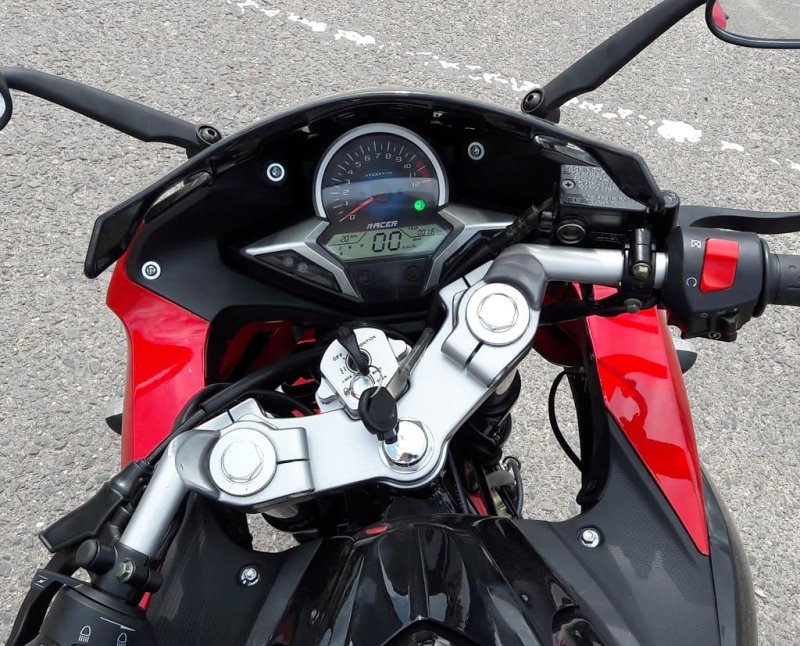 Racer SKYWAY rc300cs