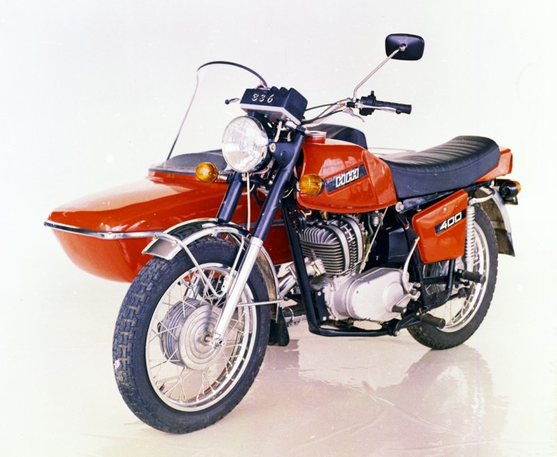 ИЖ Планета 400