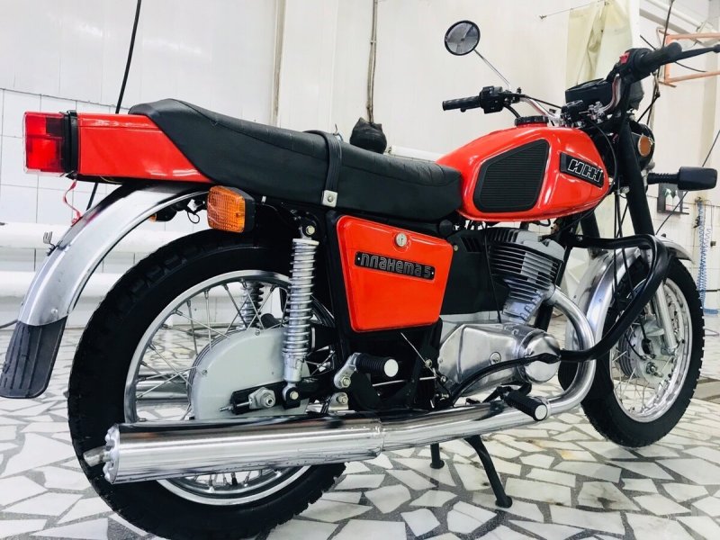 Мотоцикл ИЖ Планета 5