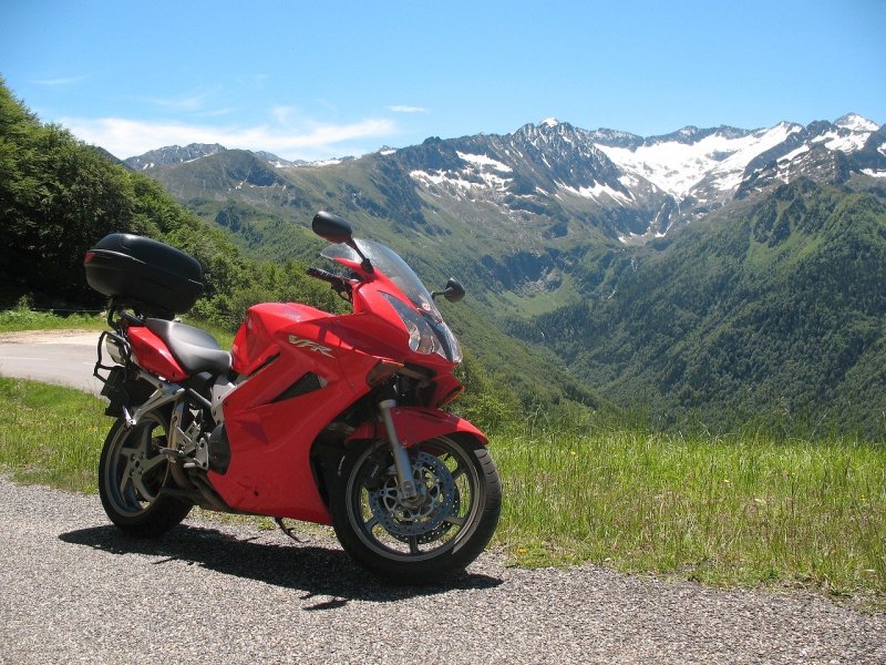 BMW VFR 800