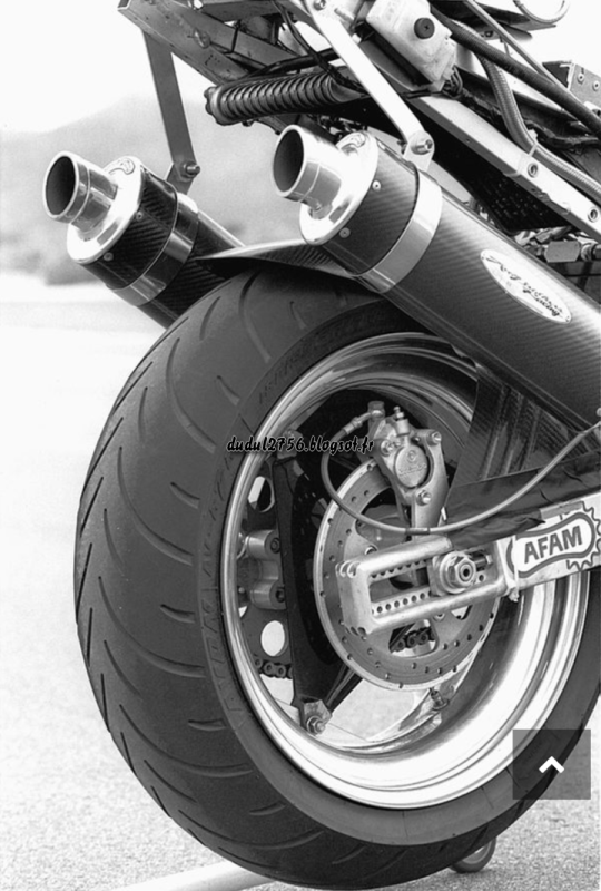 Глушитель на спортбайк