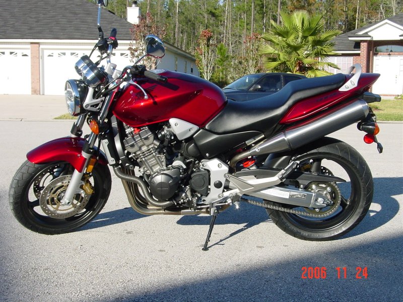Хонда сб 1300 с двумя глушителями