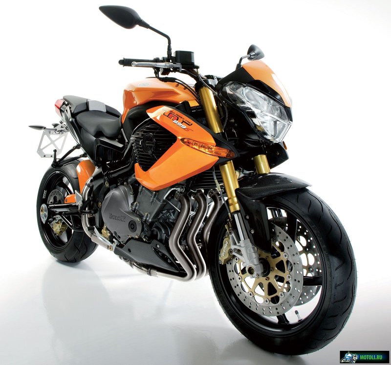 Бенелли мото 899