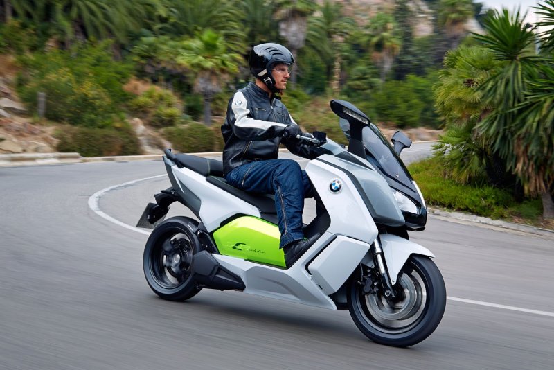Электроскутер BMW C Evolution