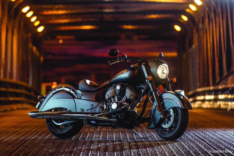 Indian Chief Classic Dark Horse