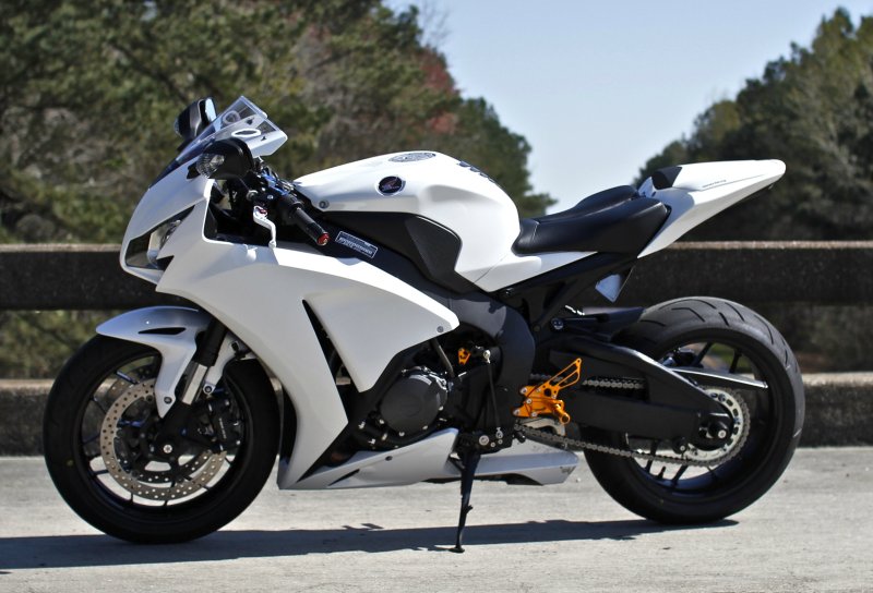 Honda cbr1000rr White