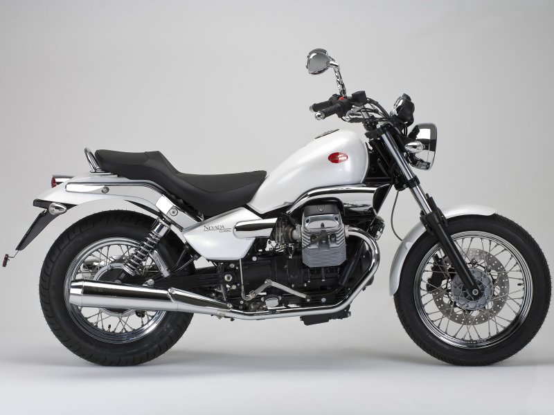 Мотоцикл Moto Guzzi Nevada 750
