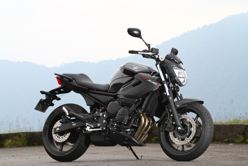 Yamaha xj6 2015
