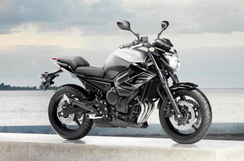 Мотоцикл xj6