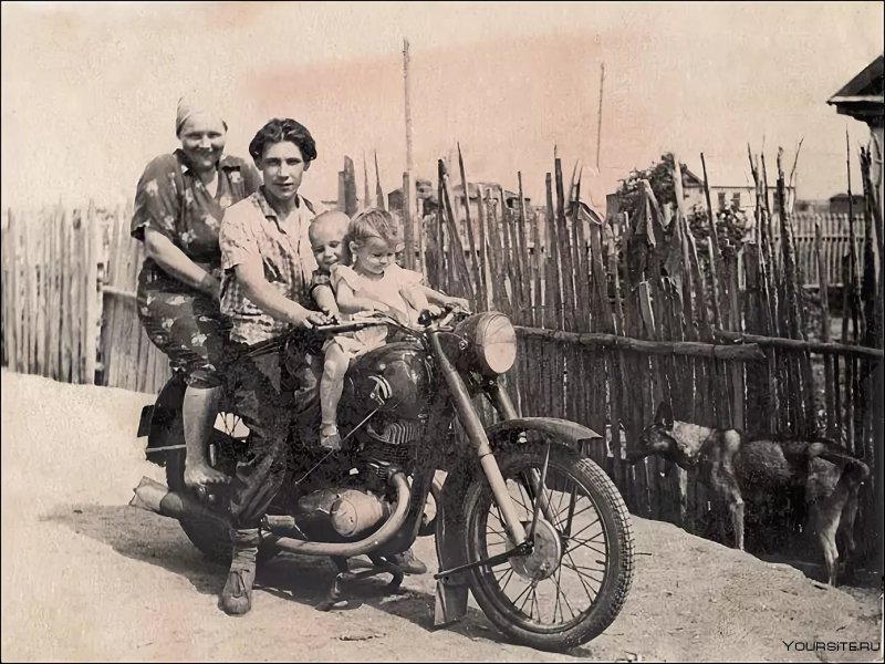 Мотоциклисты 60х СССР