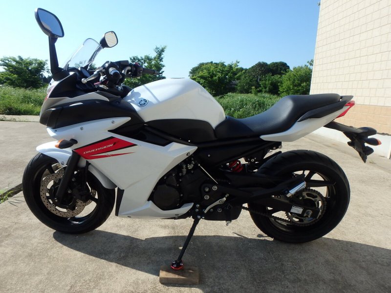 Yamaha xj6 diversion 2011