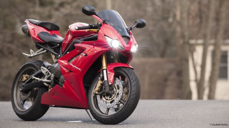 Триумф спортбайк