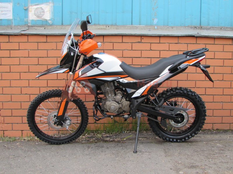 Шинерей адвенчер 250