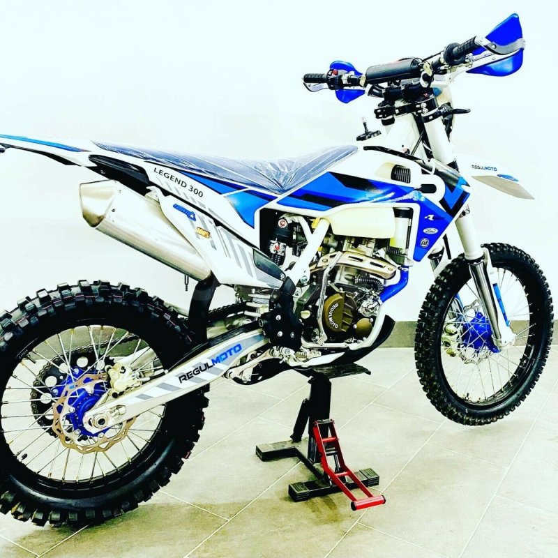 Regulmoto Legend 300