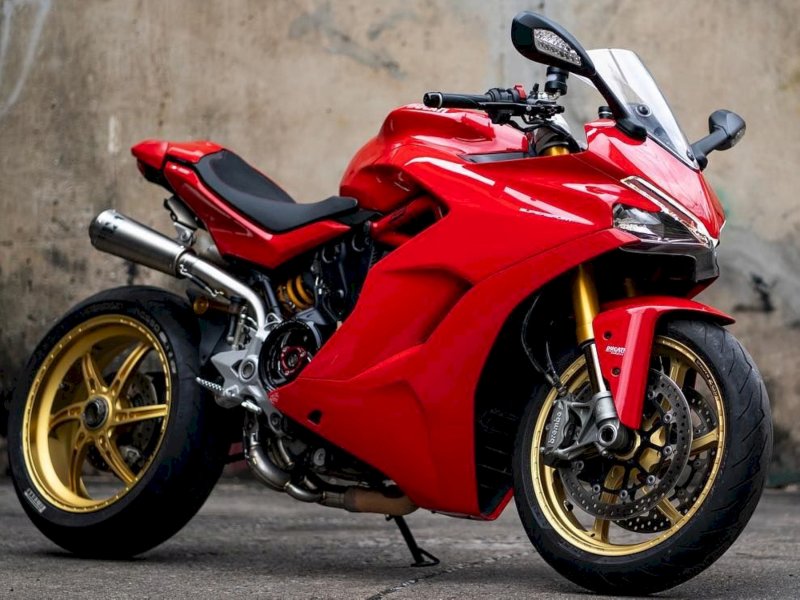 Ducati Supersport 939
