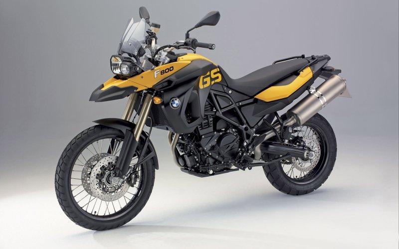 Мотоцикл БМВ 800 GS