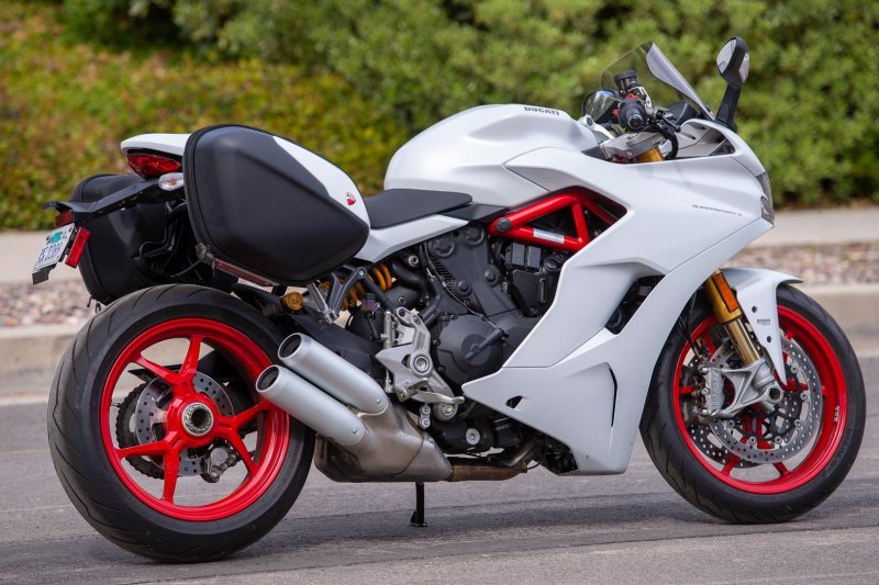 Ducati Supersport s