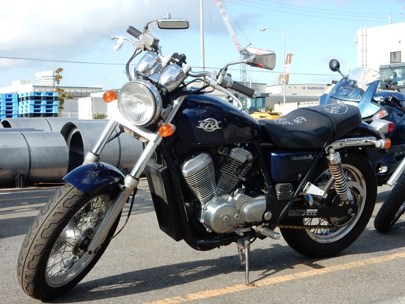 Мотоцикл Honda VRX 400