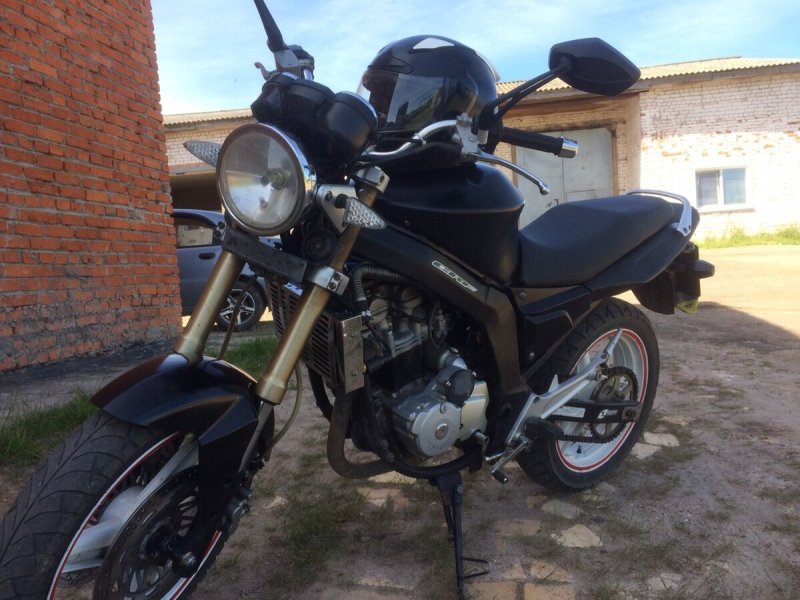Мотоцикл патрон Такер 250