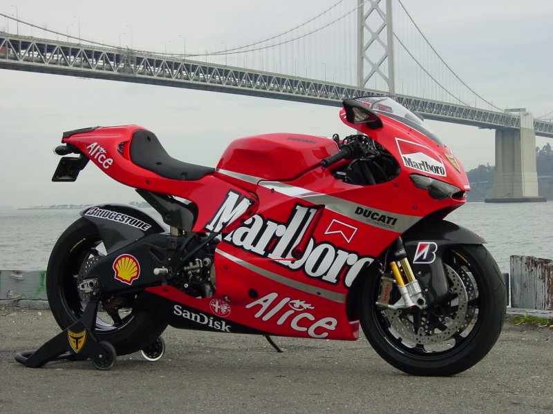 Honda Moto Marlboro