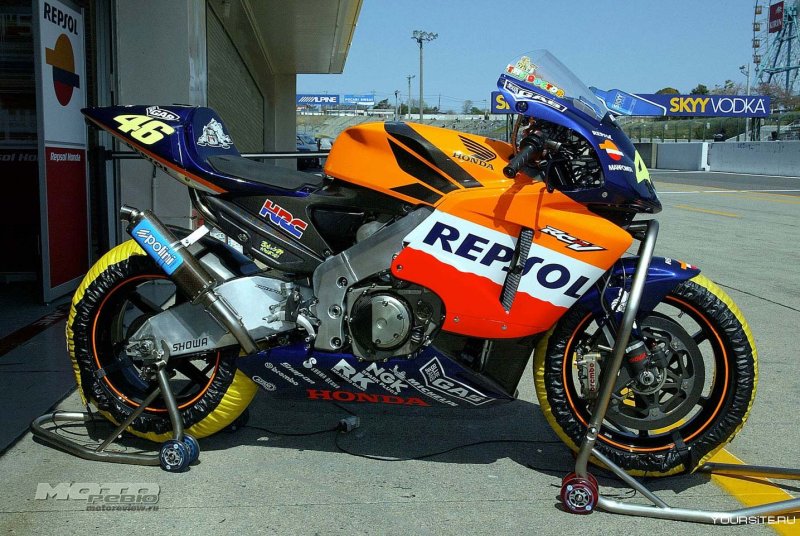 Honda rc211v Валентино Росси